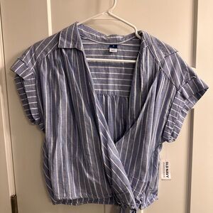Old Navy pinstriped wrap tee - Size M